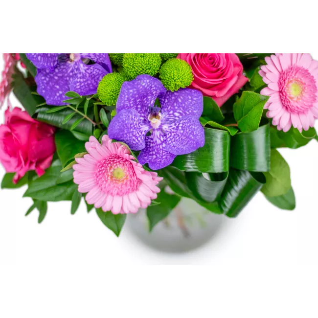 Bouquet of pink flowers